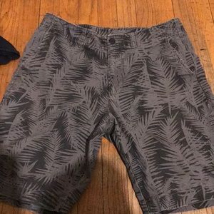 Tropical shorts